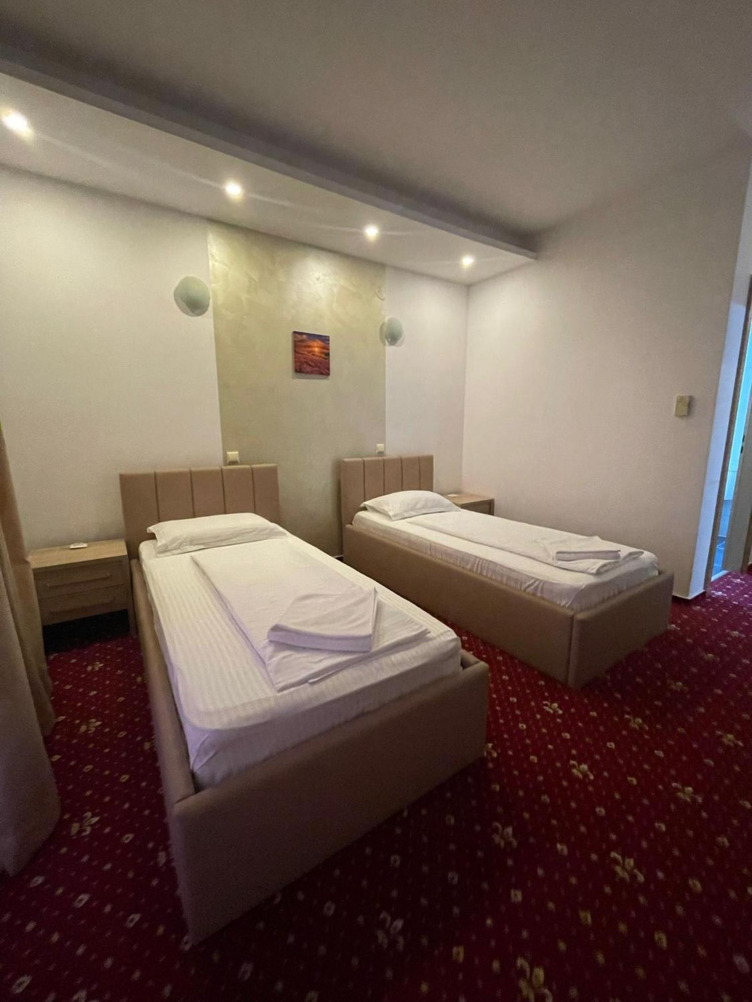 Hotel Vestem Eksteriør bilde