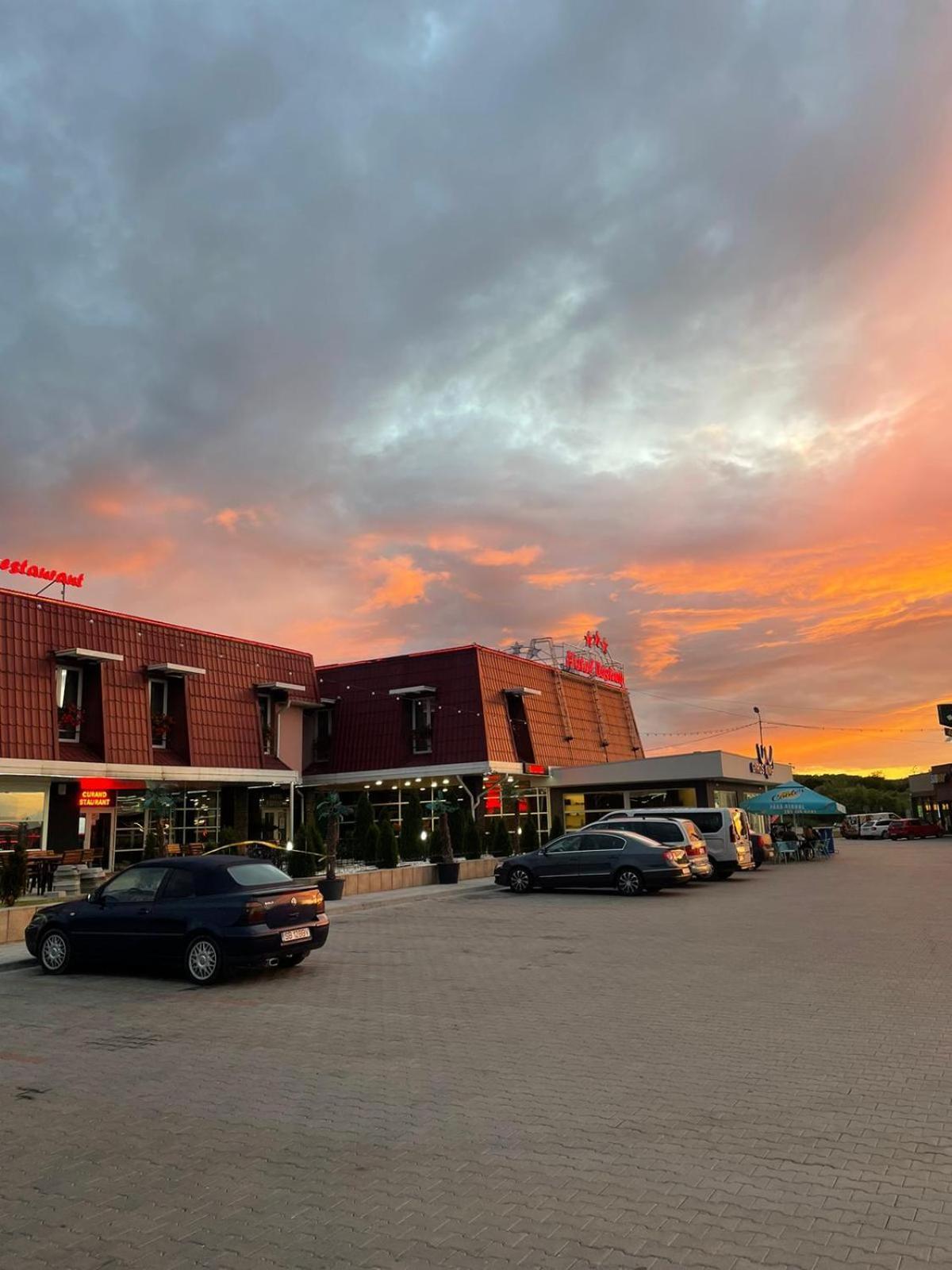 Hotel Vestem Eksteriør bilde